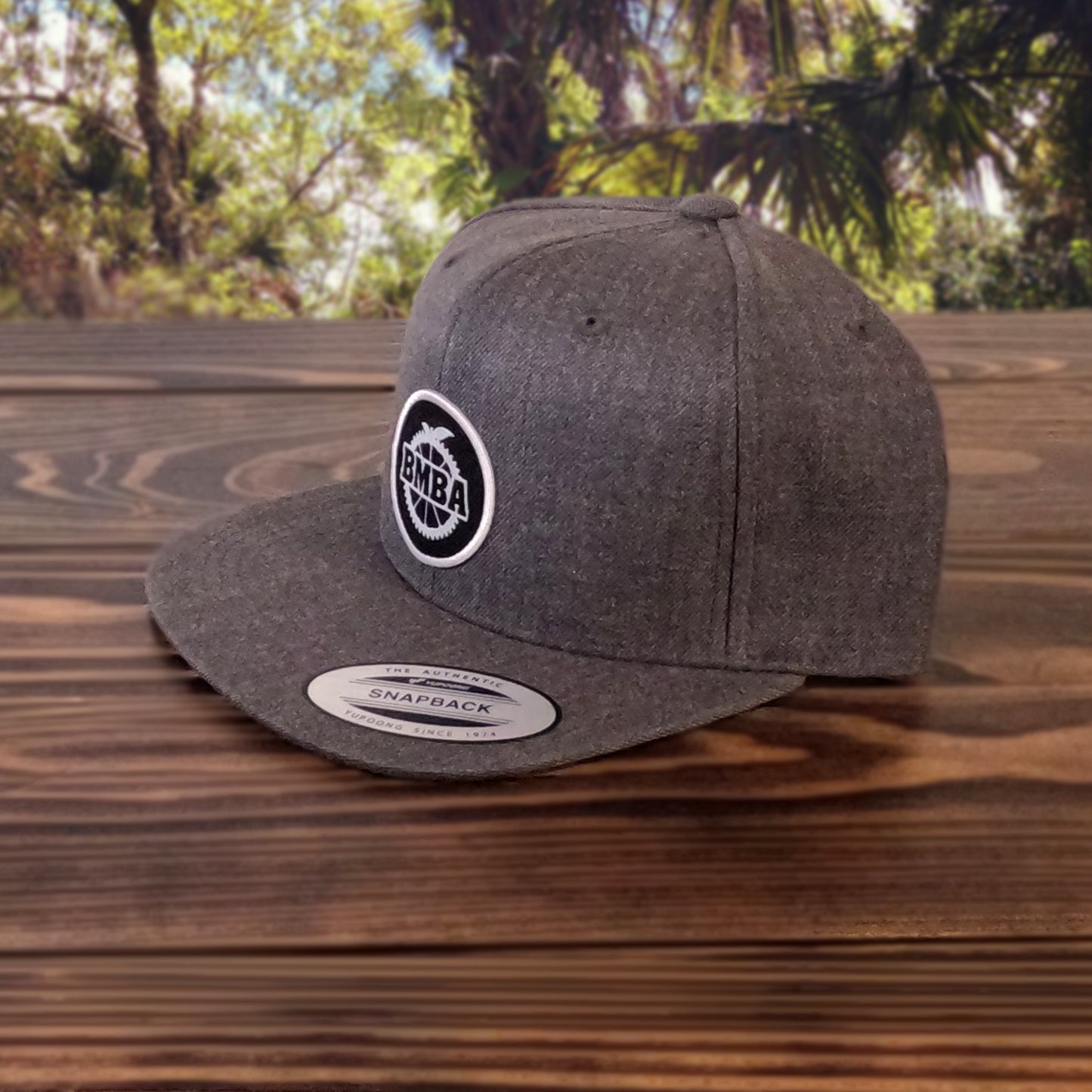 Yupoong 6089M - Classic Snapback - Dark Heather - Woven BMBA Round BW Logo
